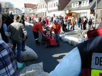 Das Ziel  beim Seifenkistenrennen des AC Hanerau-Hademarschen