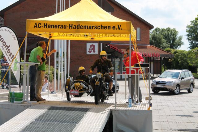 Hohenwestedt Motorrad mit Seitenwagen 1